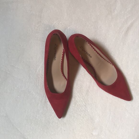Zigisoho Red Suede Fabric Block Heels. 9 - Picture 5 of 7
